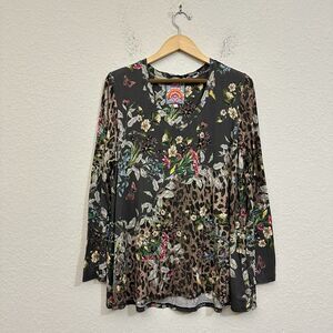JOHNNY WAS Ash Bird Leopard Favorite Long Sleeve V-Neck Swing Tee